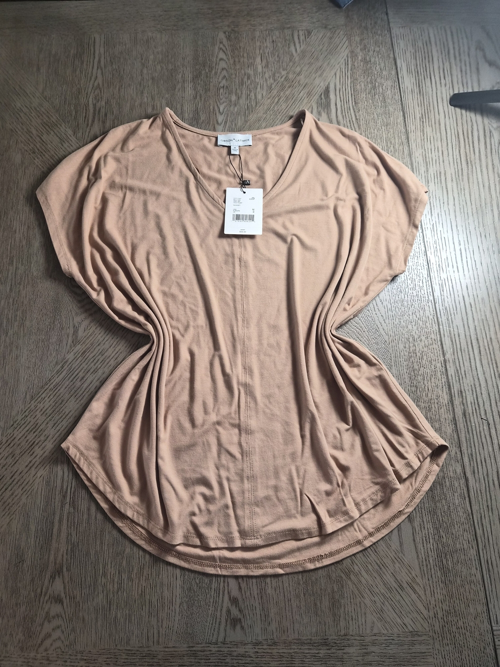 Gibson Latimer Women's Short Sleeve V-Neck Top - Peach